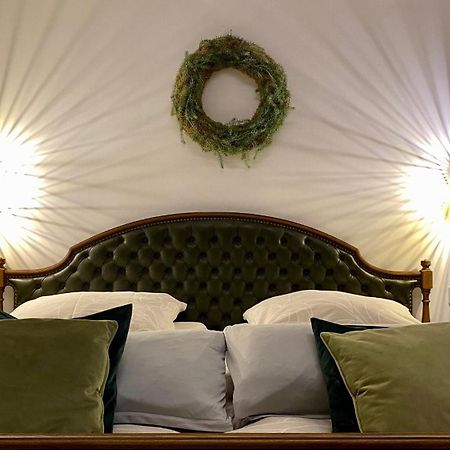 Sonnenhof 1737 - Ferienzimmer & Apartments Barbelroth Dış mekan fotoğraf