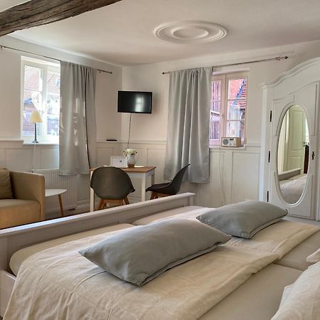 Sonnenhof 1737 - Ferienzimmer & Apartments Barbelroth Dış mekan fotoğraf