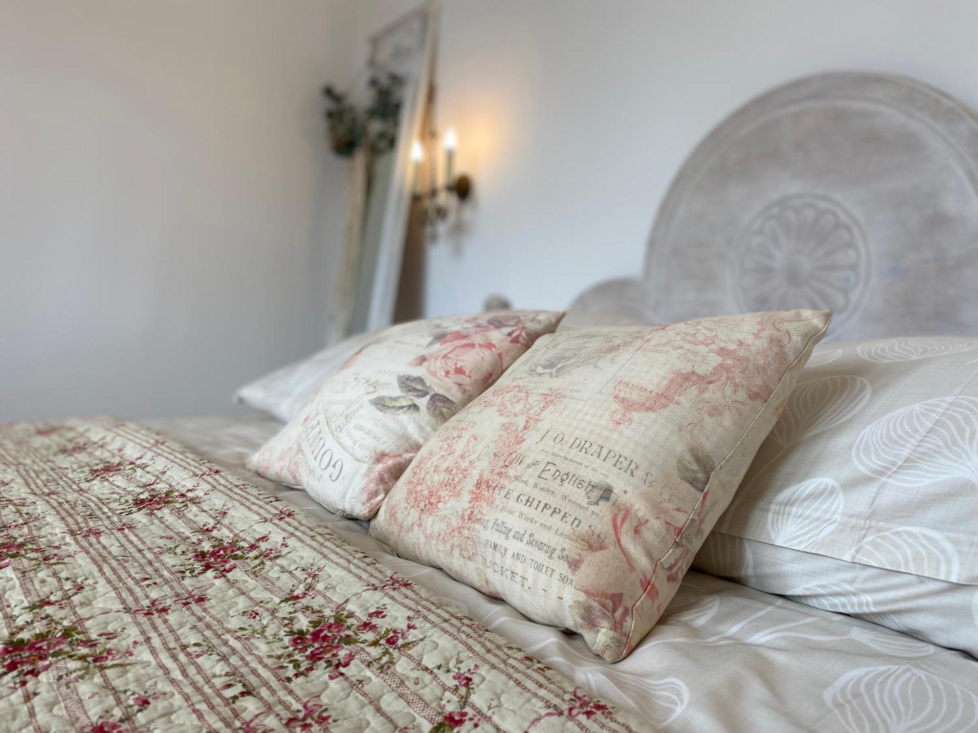 Sonnenhof 1737 - Ferienzimmer & Apartments Barbelroth Dış mekan fotoğraf